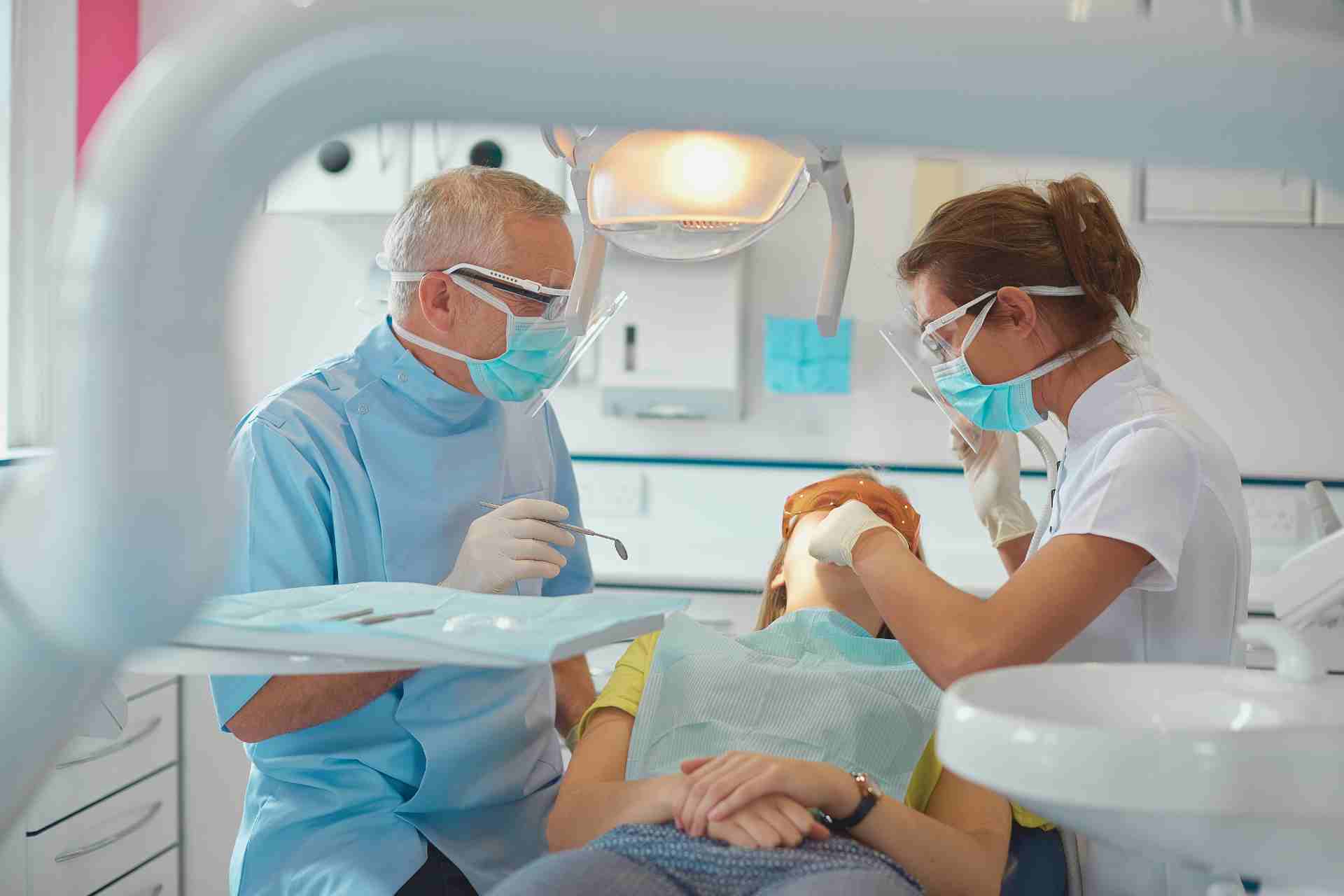 Dentist in Weaver, AL